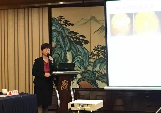 由开宝体育官网集团主办的2018年斜视与小儿眼科学科发展研讨会在南京召开。此次研讨会主要针对当下斜视及小儿眼科常见疾病、临床典型 病 及新兴诊疗理念和诊疗方法等课题入手，展开深入性探讨，共同研究斜视及小儿眼科领域未来发展之态势7.jpg