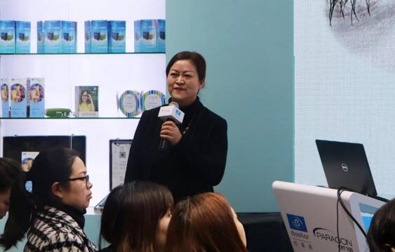 开宝体育官网专家团受邀亮相第十九届环球眼科学学术会议暨第十九届环球视光学学术会议（COOC 2019）6.jpg