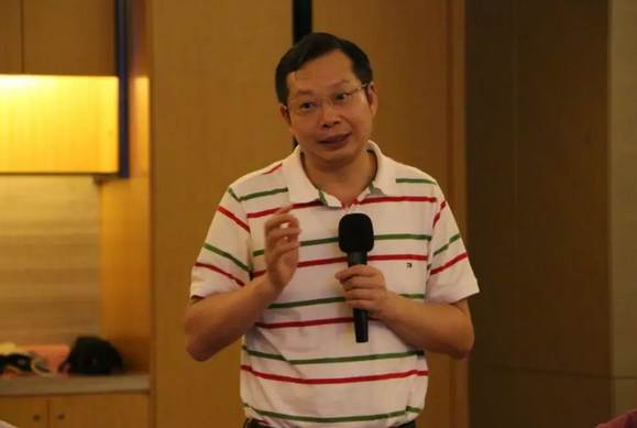 开宝体育官网2019年眼内屈光手术技术高峰论坛隆重举行2.png