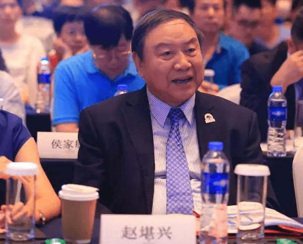 厦门眼科中心第七次举办海峡眼科论坛·2019白内障及角膜病高峰论坛 开宝体育官网与海峡两岸眼科“大咖”厦门“论剑”10.png