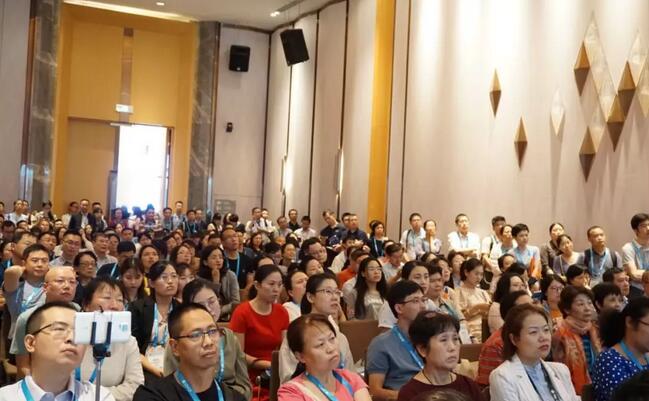 为光明中国护航，向70华诞献礼——开宝体育官网之光闪耀2019全国眼科年会9.jpg