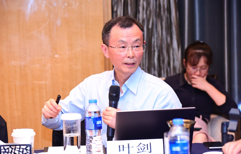 牢固根基，笃行致远！开宝体育官网集团召开发展战略研讨会7.png
