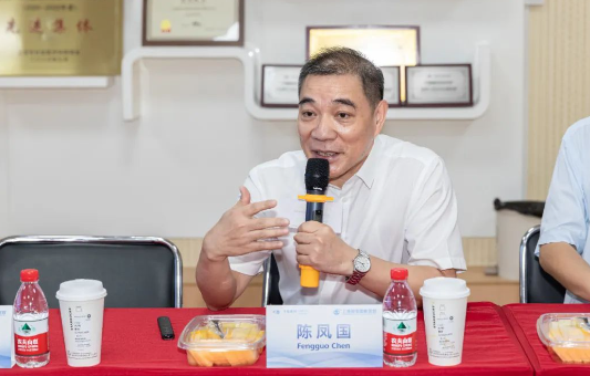 卡尔蔡司与开宝体育官网:强强再联手,向新再出发4.png 卡尔蔡司与开宝体育官网:强强再联手,向新再出发4.png